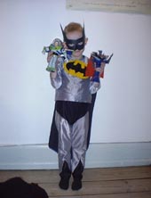 Jacob som Batman.jpg (6837 bytes)